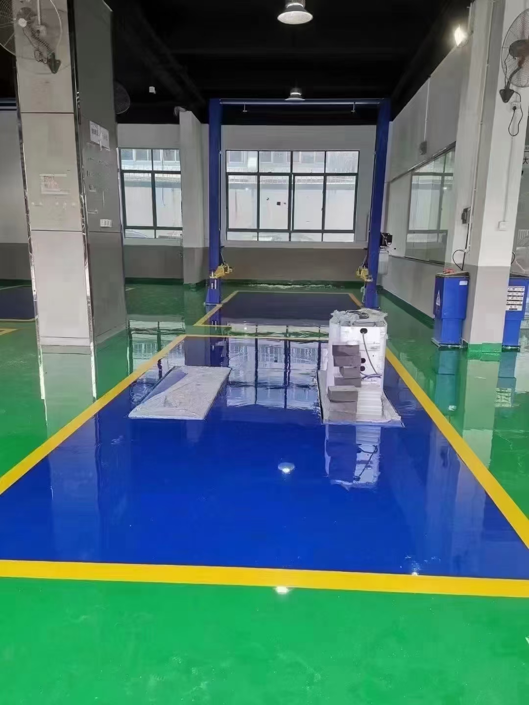 高溫天氣施工環(huán)氧地坪的注意事項(xiàng)有哪些？